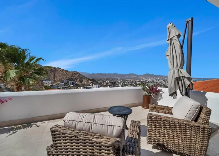 Pedregal 2 Pools Quite Ocean View Walk To Town Сasa de vacaciones Cabo San Lucas